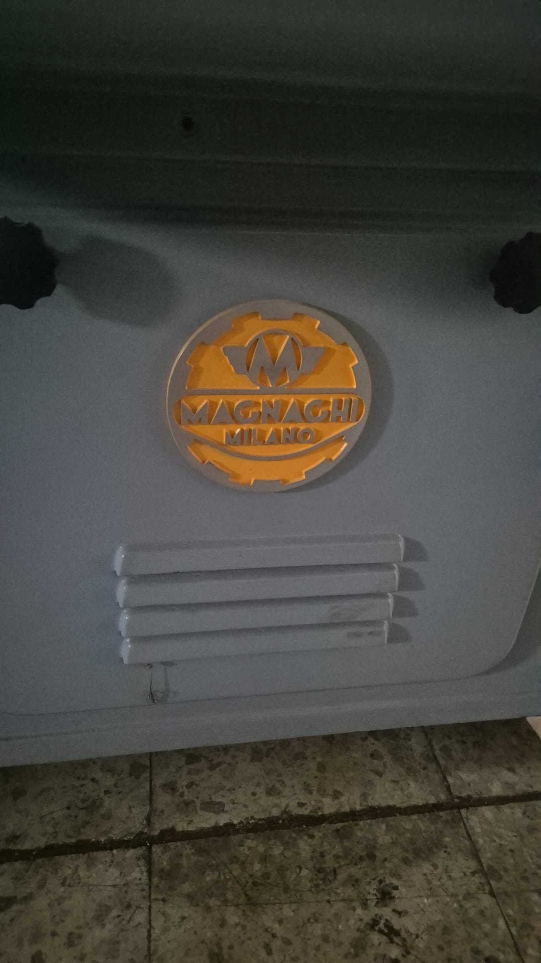 RETTIFICATRICE SENZA CENTRI MAGNAGHI RSC 350 - immagine 6